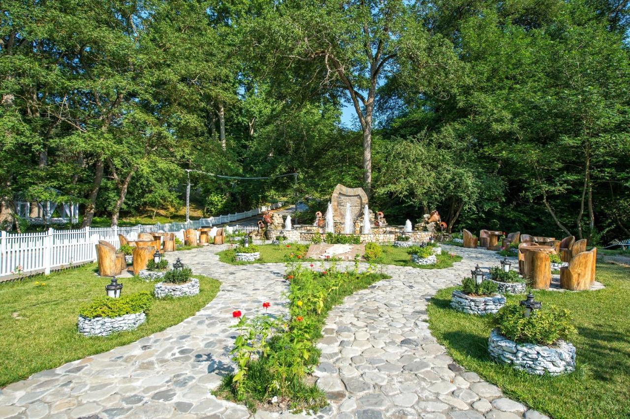 Chukhur Gabala Museum Hotel エクステリア 写真